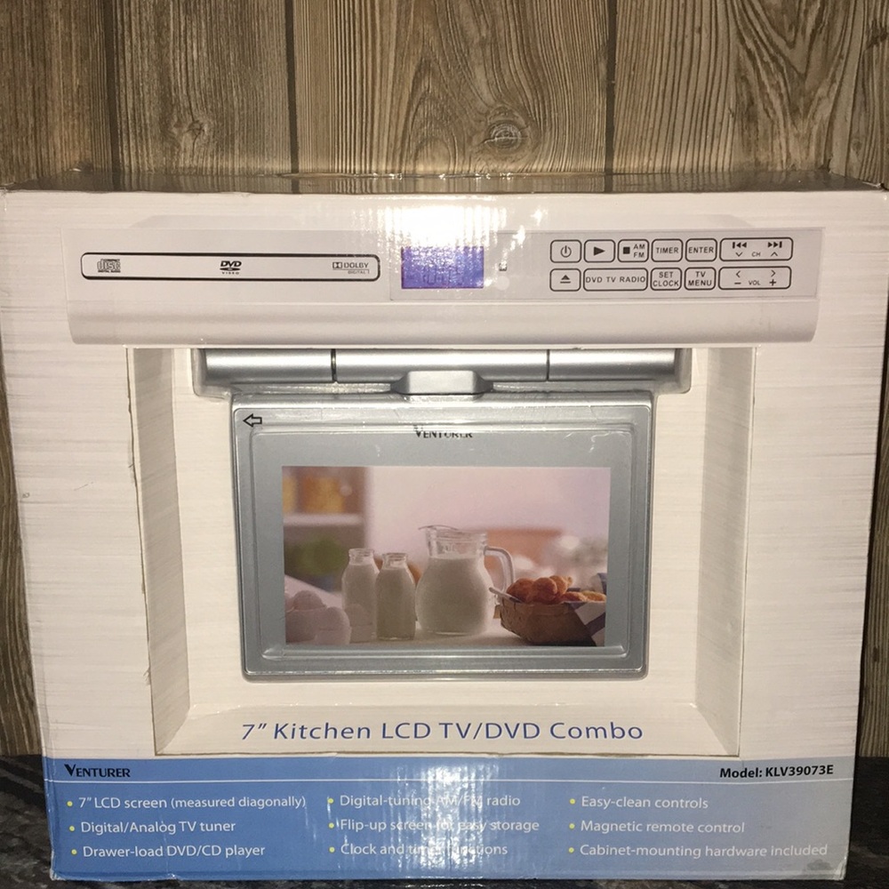 7” kitchen LCD TV/DVD Combo